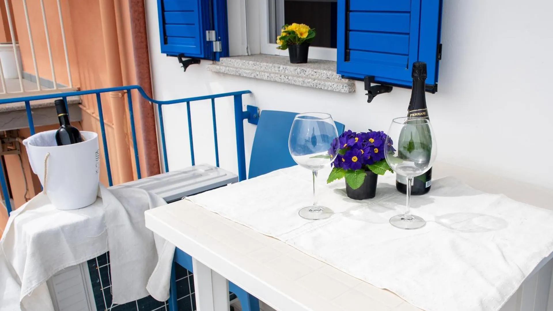 Vendégház Bed & Blu Hotel La Caletta