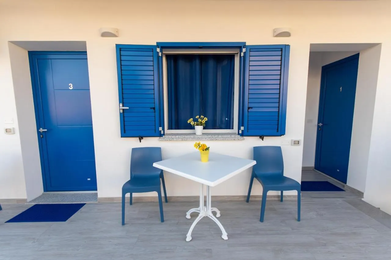 Bed & Blu Hotel La Caletta Italy