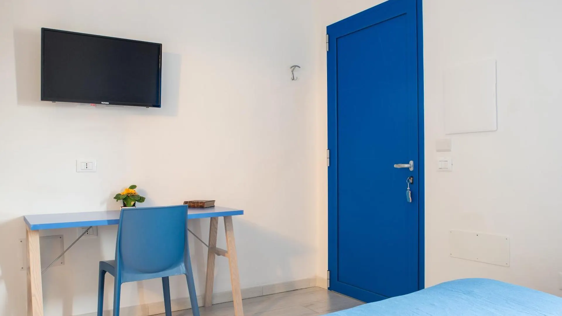 Bed & Blu Hotel La Caletta