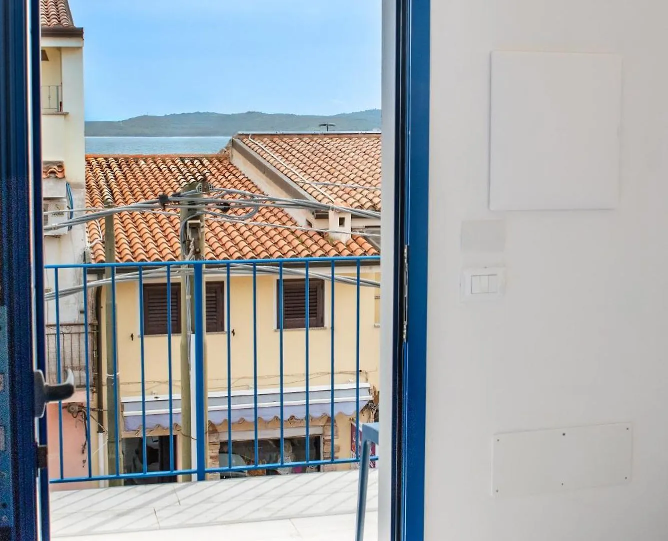 Guest house Bed & Blu Hotel La Caletta Italy